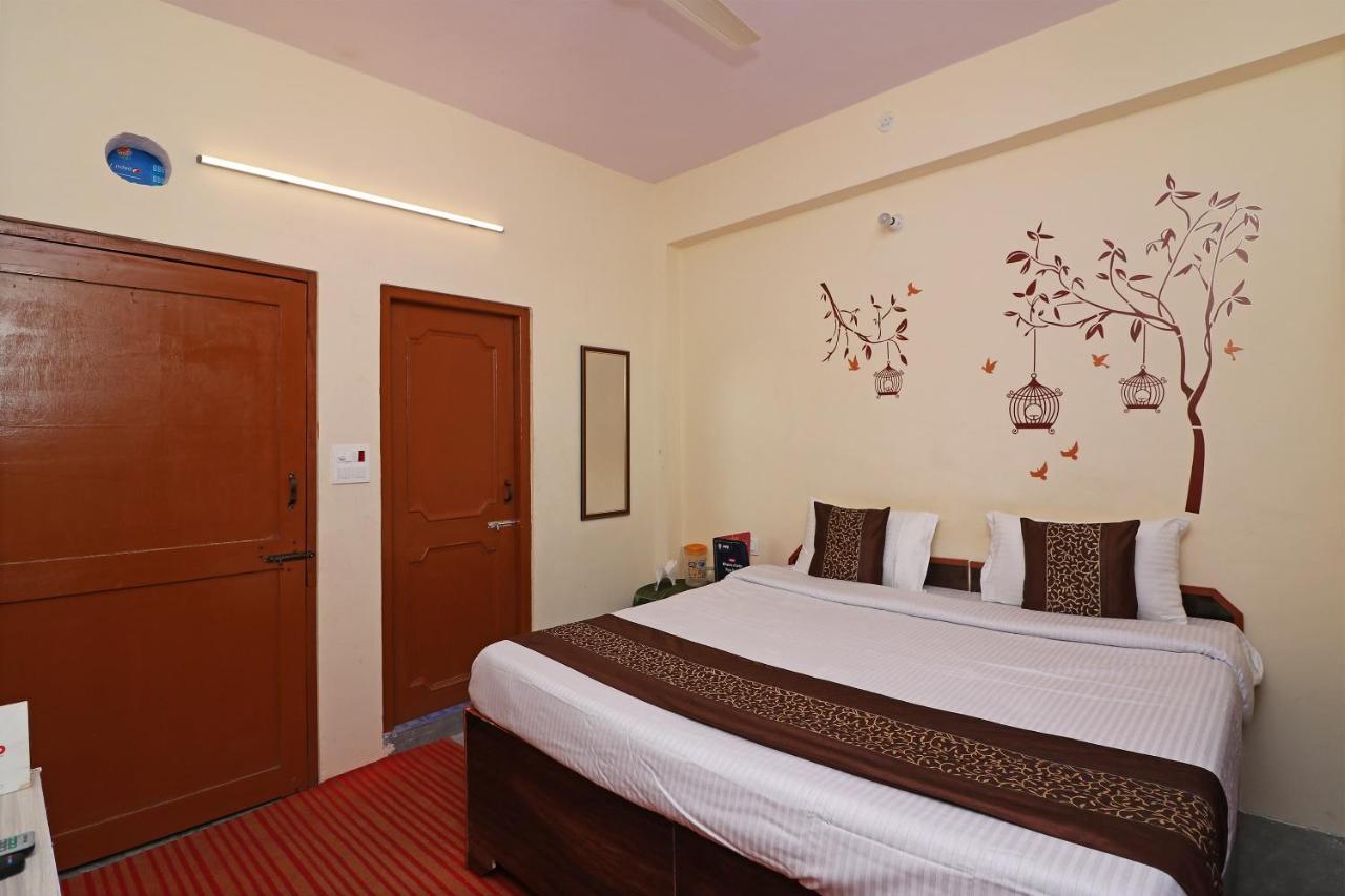 موسوري Oyo 13728 Hotel Kempty Valley View Hotel & Restaurant المظهر الخارجي الصورة