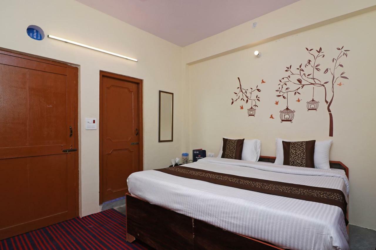 موسوري Oyo 13728 Hotel Kempty Valley View Hotel & Restaurant المظهر الخارجي الصورة